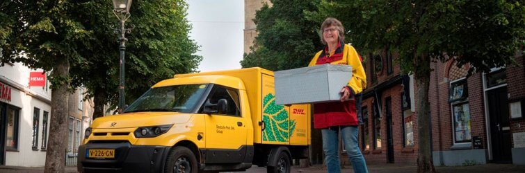 DHL Streetscooter bezorger